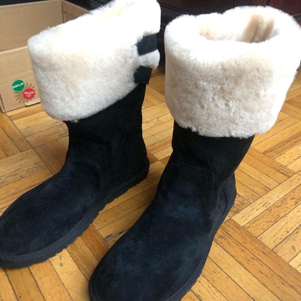 Brand new Black Uggs never worn